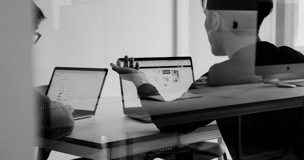 Customer support agent working with AI technology on screen
